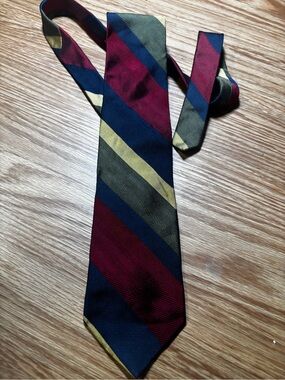 Jos. A. Bank Diagonal Stripe Tie in Navy, Burgundy & Olive
